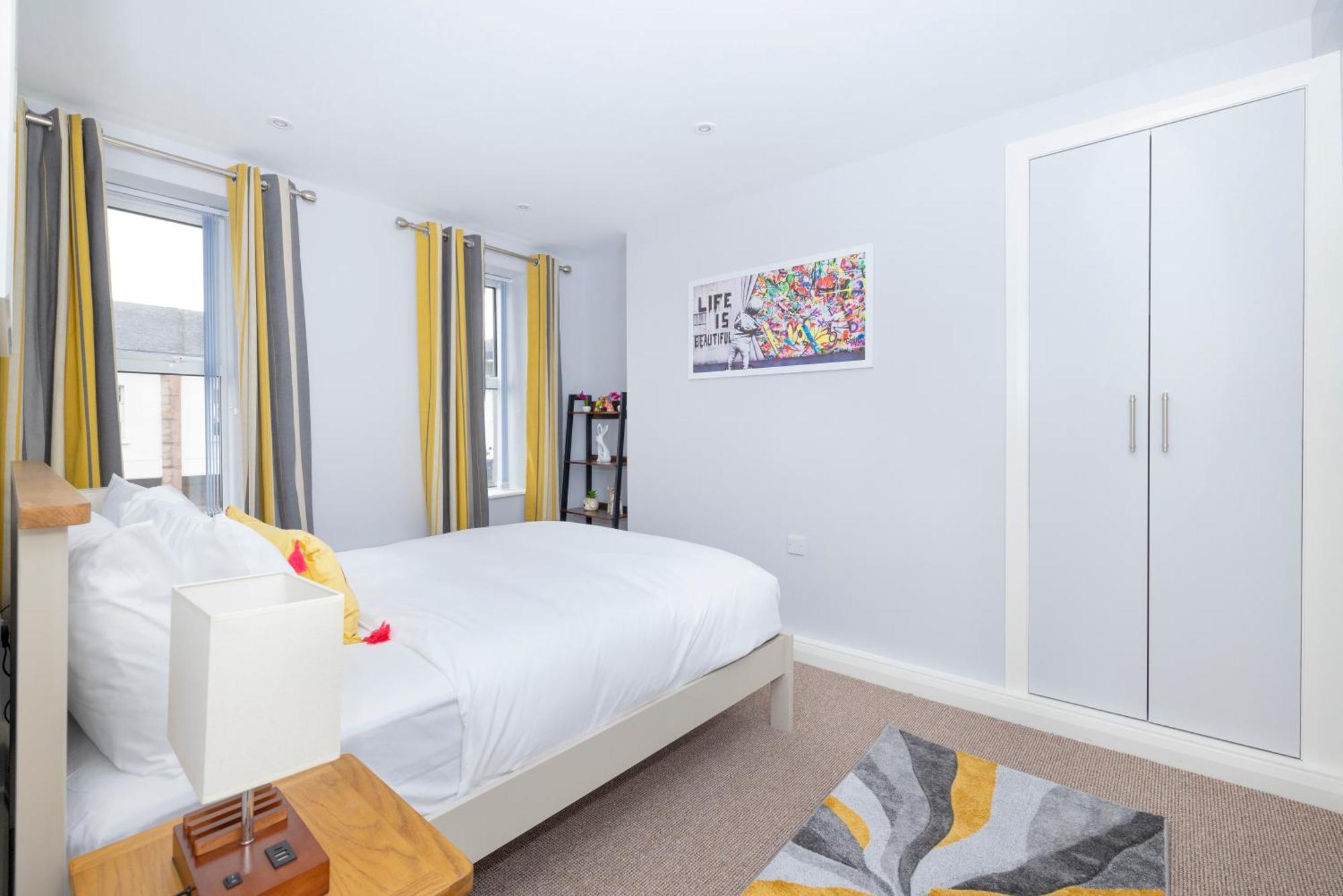 Modern 2 Bed Apartment Enniskillen Eksteriør billede
